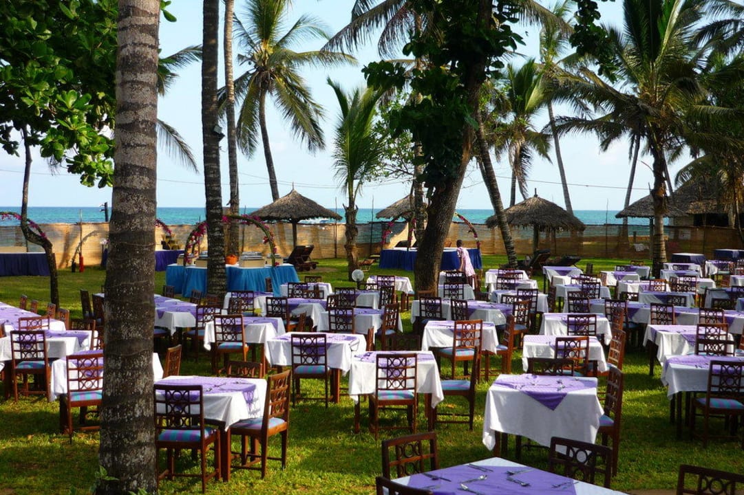 Das Barbecue ist vorbereitet Neptune Village Beach Resort & Spa