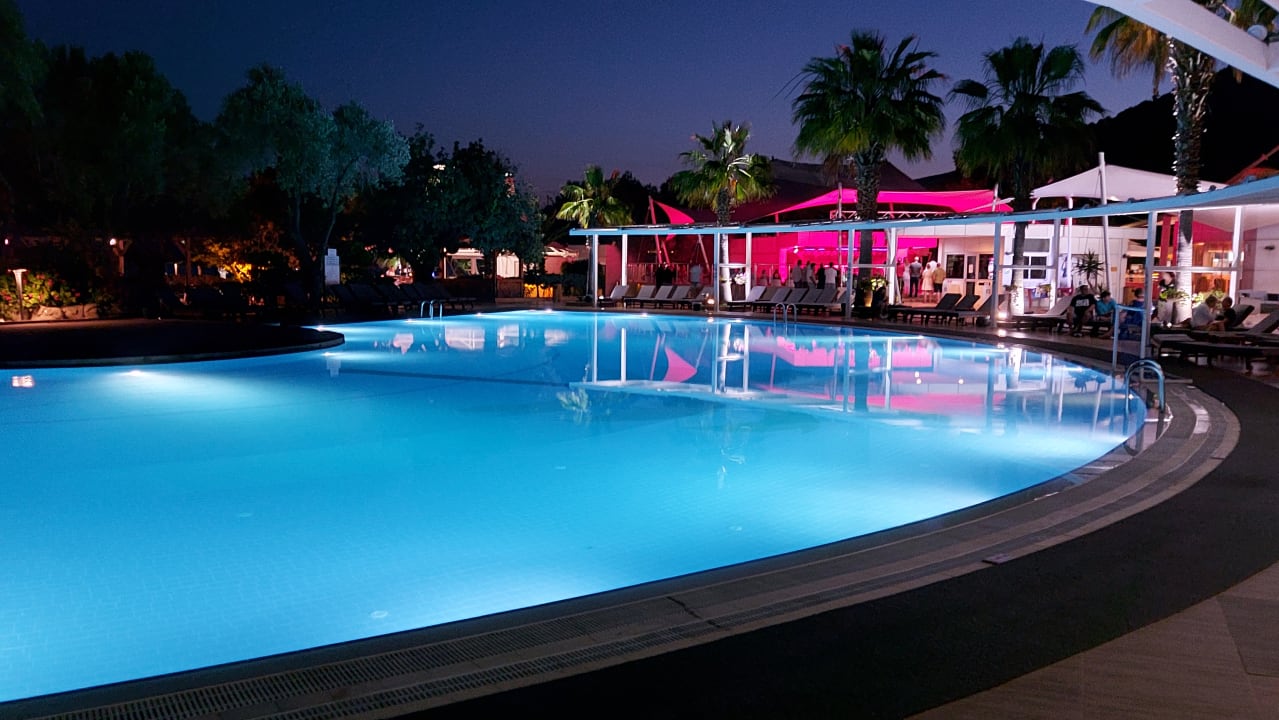 Außenansicht Latanya Park Resort