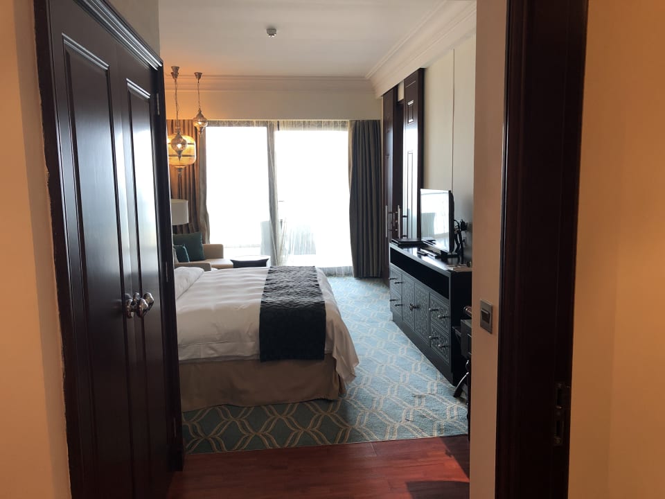 Zimmer Ajman Saray, a Luxury Collection Resort