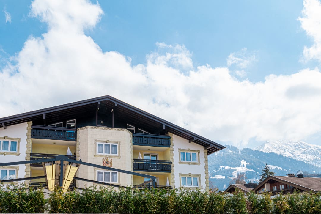 Außenansicht Parkhotel Burgmühle