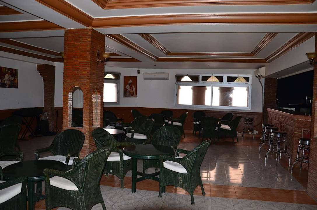Bar Hotel Al Kabir