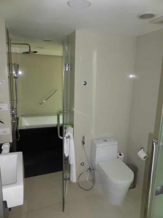 Bad Hotel In Residence Bangkok Sukhumvit