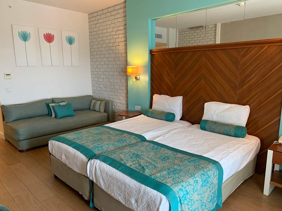 Zimmer Terrace Elite Resort