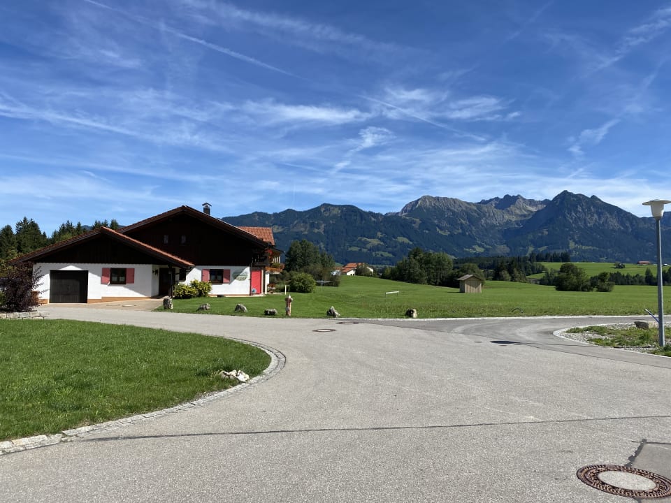 Ausblick Eldorado – Ferienwohnungen & Suiten im Allgäu