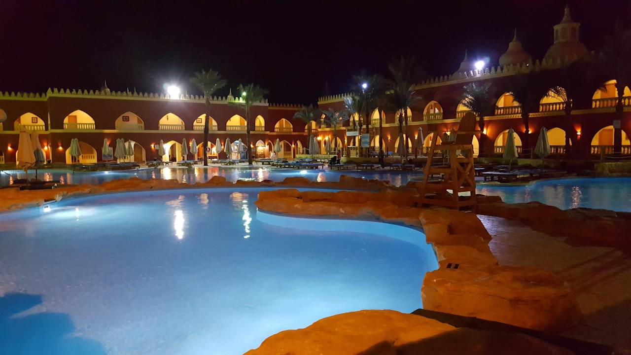 Hauptpool Pickalbatros Alf Leila Wa Leila Resort - Neverland Hurghada