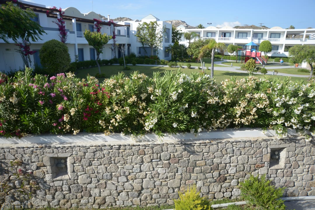 Außenansicht Hotel Lakitira Suites