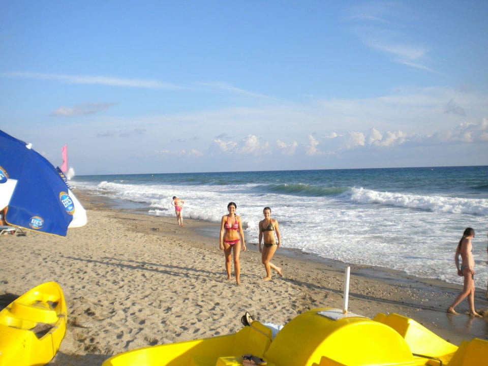 Ausblick vom Gehweg Green Paradise Beach Hotel