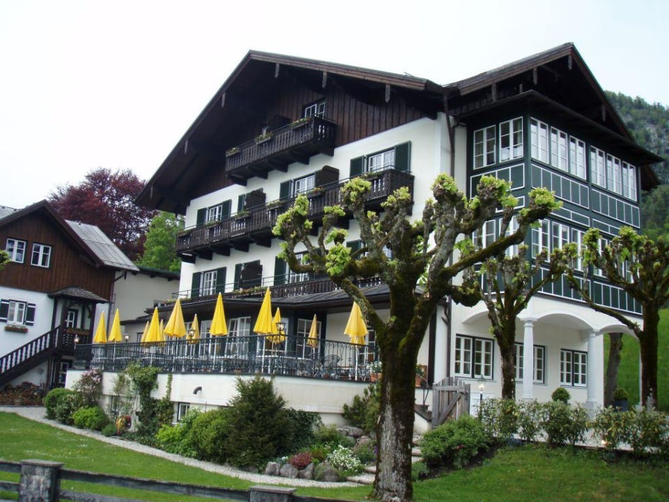 Aussenansicht vom See her (Schwimmplattform) Gasthof Falkenstein