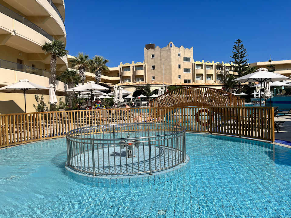 Pool Hotel Kalithea Mare Palace