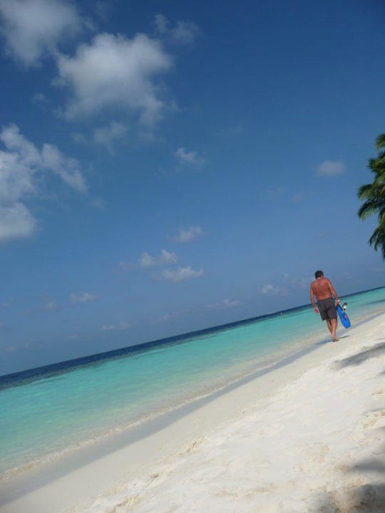Traumstrand Vilamendhoo Island Resort & Spa