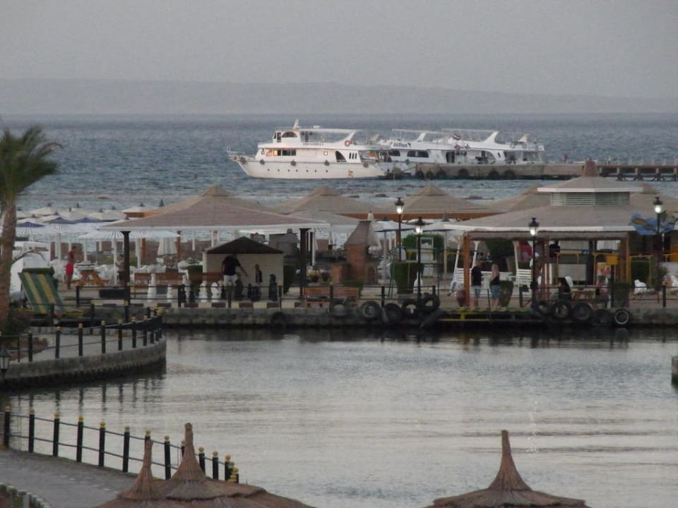 Nicht weit zum Strand Pickalbatros Dana Beach Resort - Hurghada
