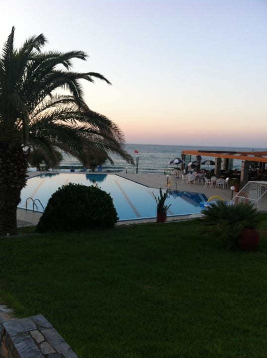 Der Pool Hotel Ariadne Beach
