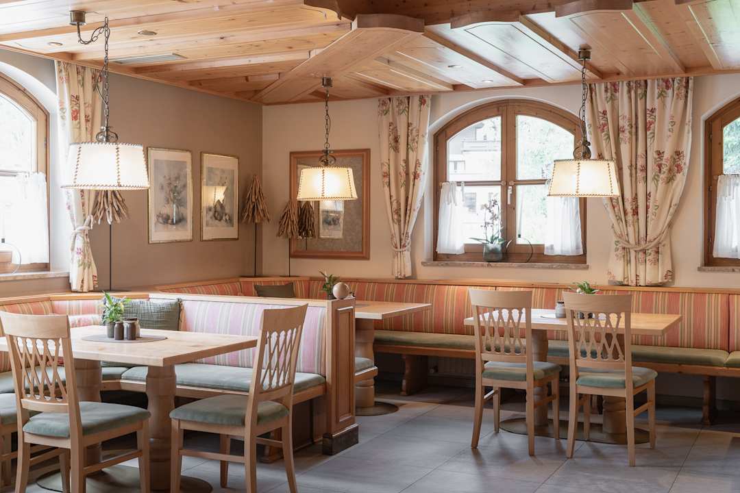 Gastro ARBOR - Hotel & Apartments