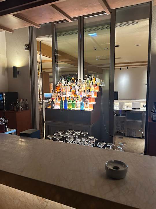 Gastro The Royal Senses Resort, Curio Collection by Hilton