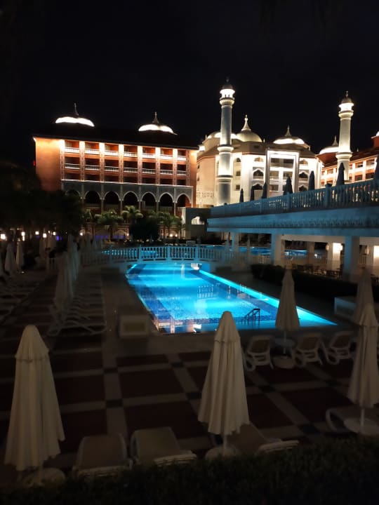 Pool Royal Taj Mahal Hotel