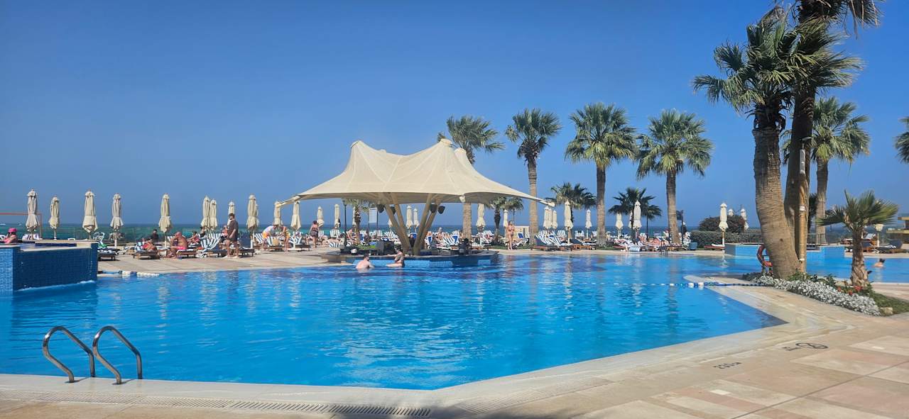 Pool Hilton Hurghada Plaza