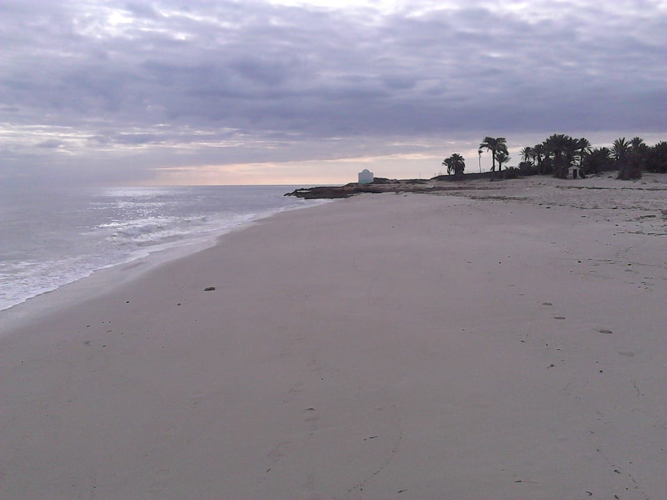 Allein so weit Hotel El Mouradi Djerba Menzel