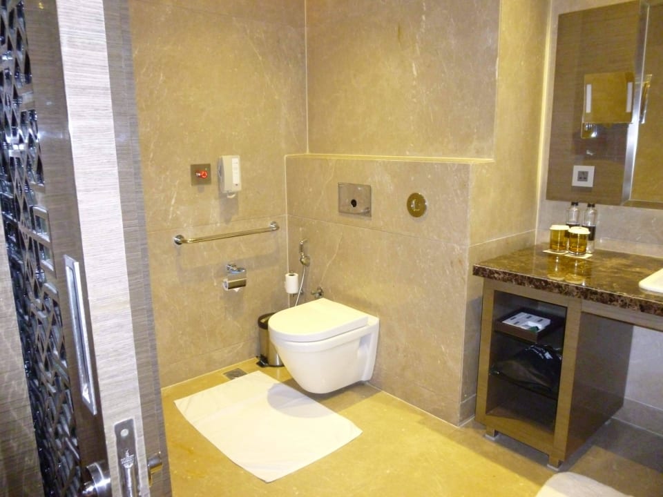 Badezimmer JW Marriott Mumbai Sahar
