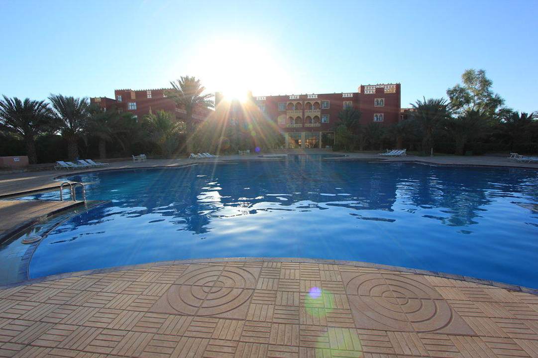 Basen Hotel El Ati