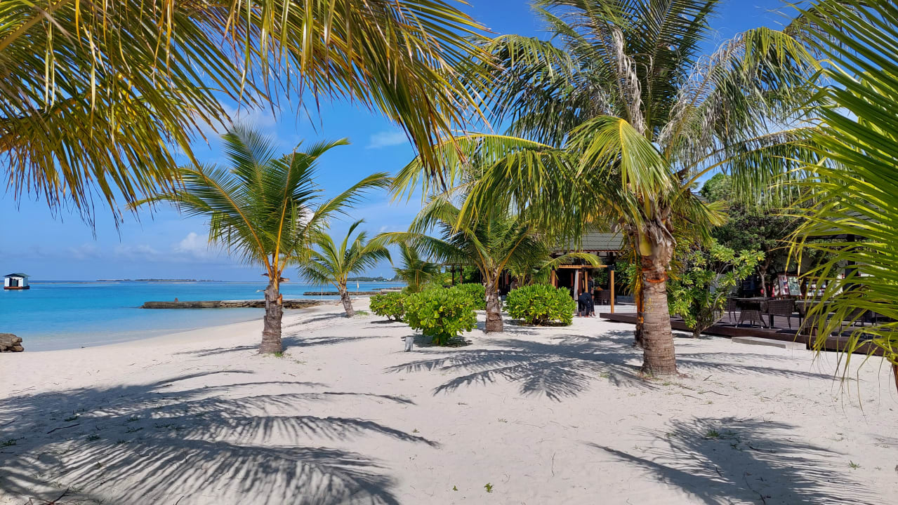 Strand Adaaran Select Meedhupparu Island Resort - Premium All Inclusive