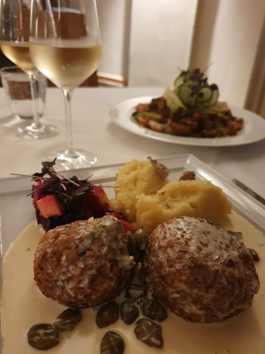 Gastro ahead burghotel