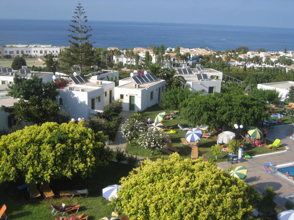 Blick vom Balkon TUI SUNEO Chrissi Amoudia