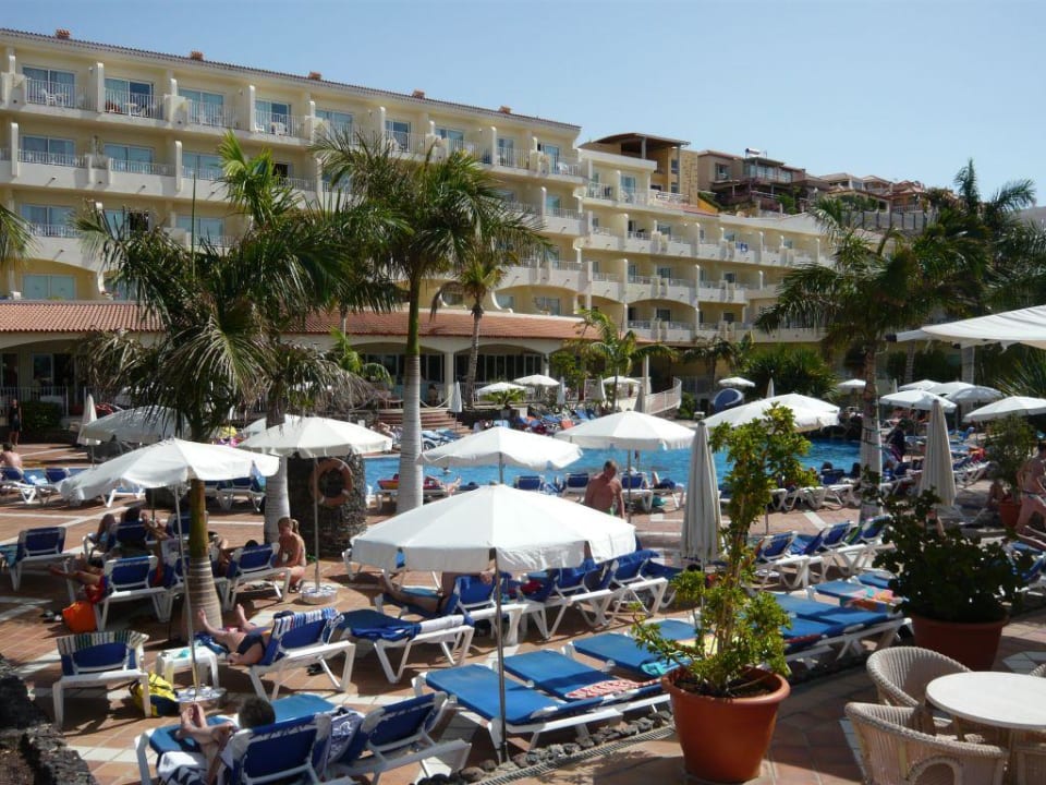 Am Pool R2 BUGANVILLA Hotel & Spa