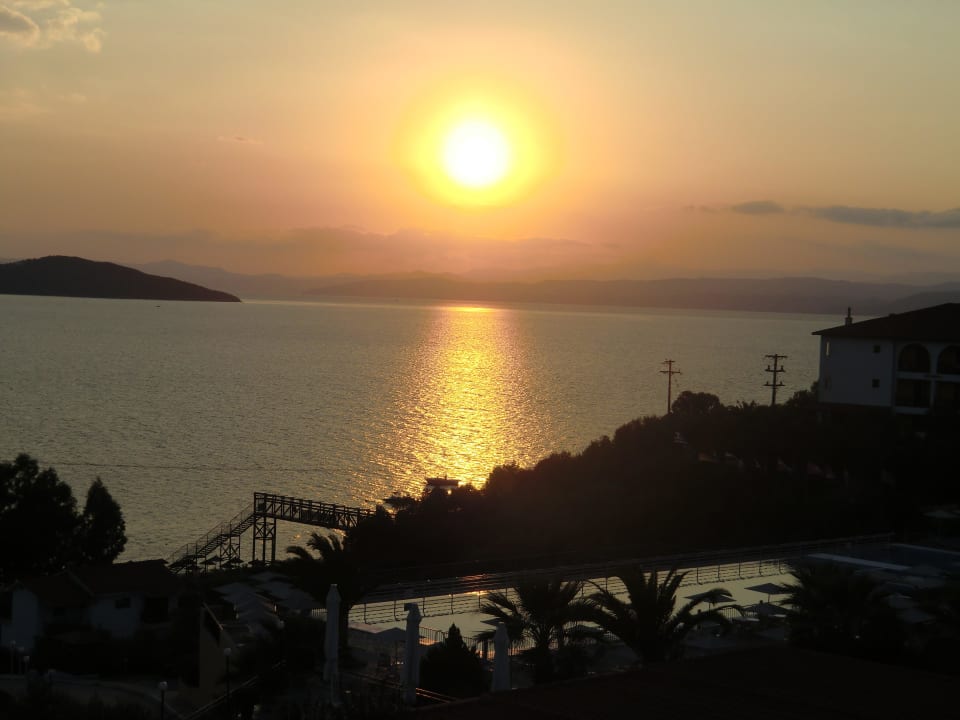 Sonnenuntergang Akrathos Beach Hotel
