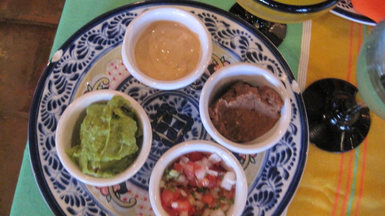 Salsas Sandos Playacar Beach Resort