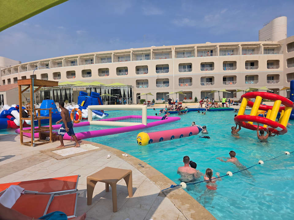 Pool Titanic Resort & Aqua Park