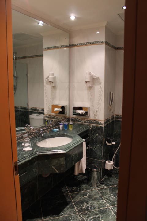 Bad 3514 Cleopatra Luxury Resort Makadi Bay