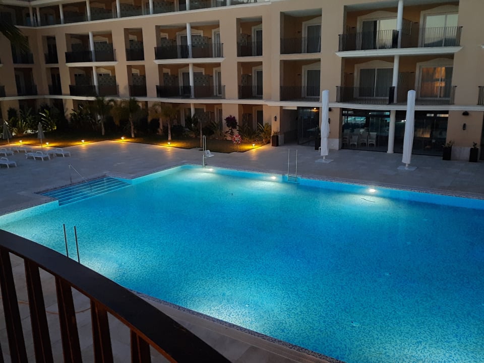 Pool Grupotel Playa de Palma Suites & Spa