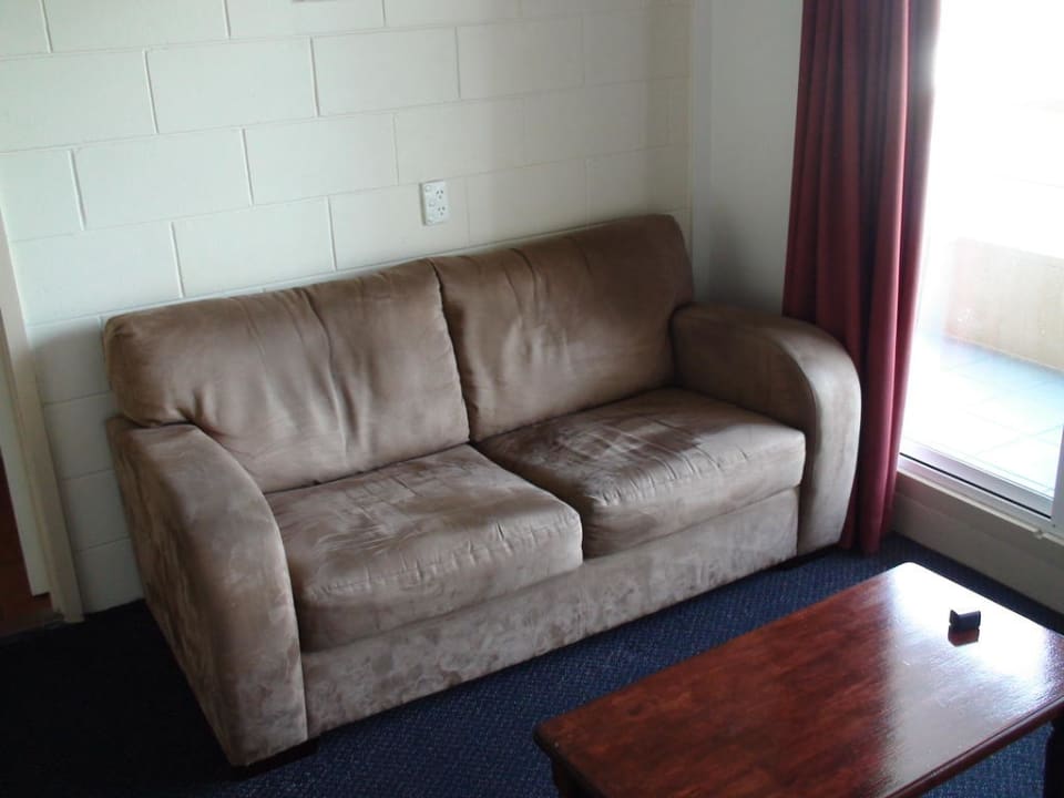 Das Sofa Camelot Motel