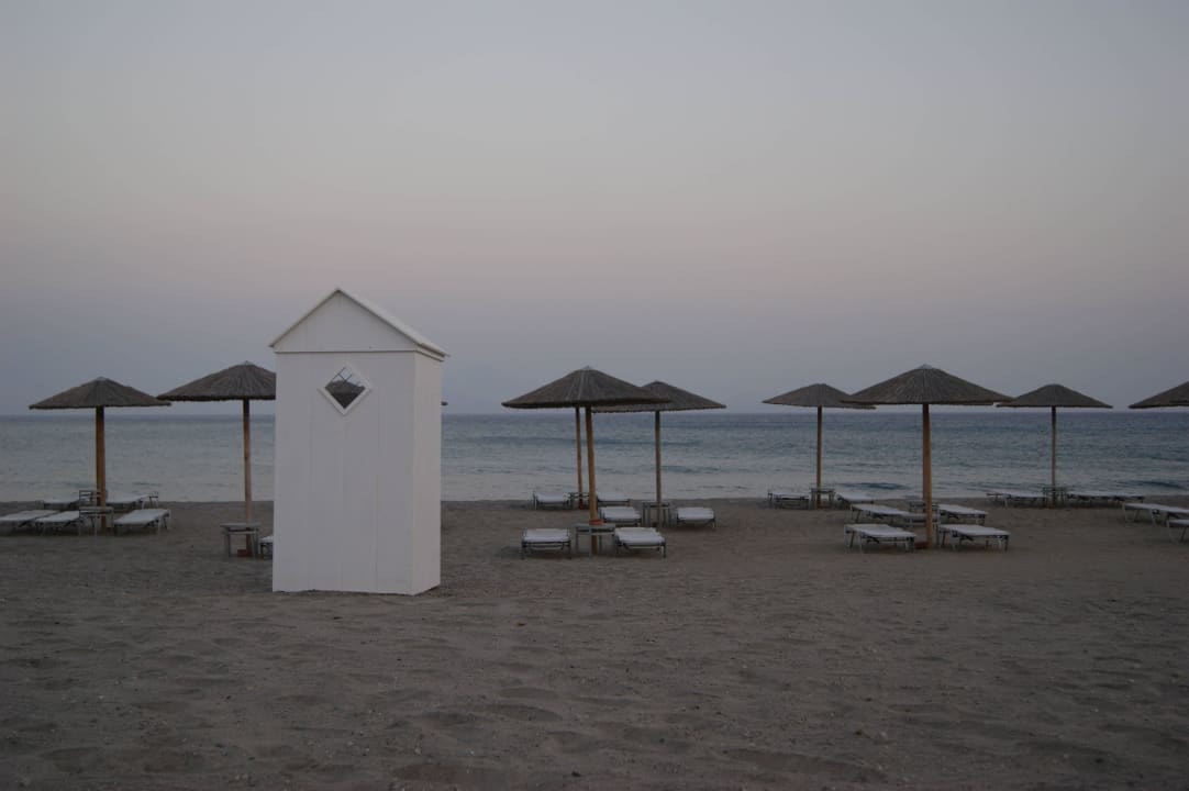 Abendstimmung am Strand Atlantica Belvedere Resort