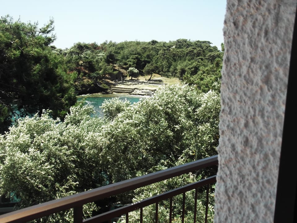 Blick vom Balkon am archäologischen Standort Gorgona Rooms