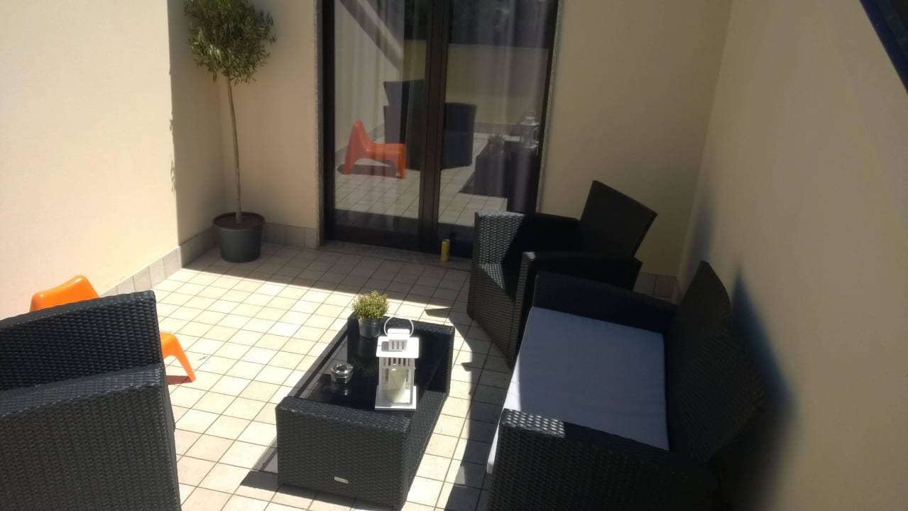 Großzügiger Balkon Albergo Dei Laghi