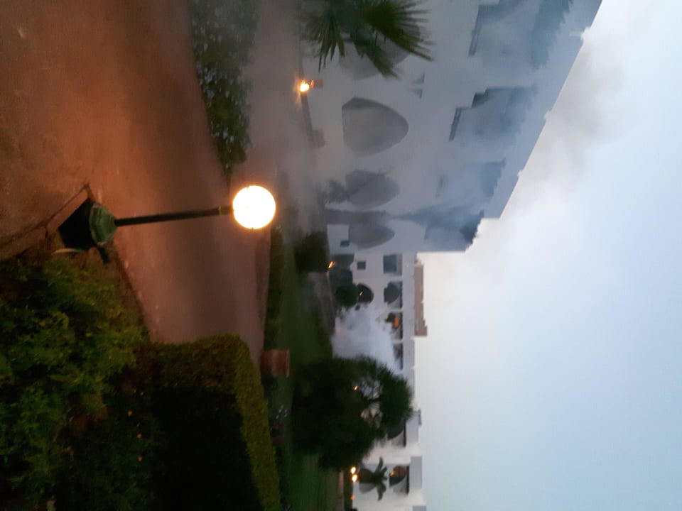 Mückenvernichtungsqualm Three Corners Equinox Beach Resort