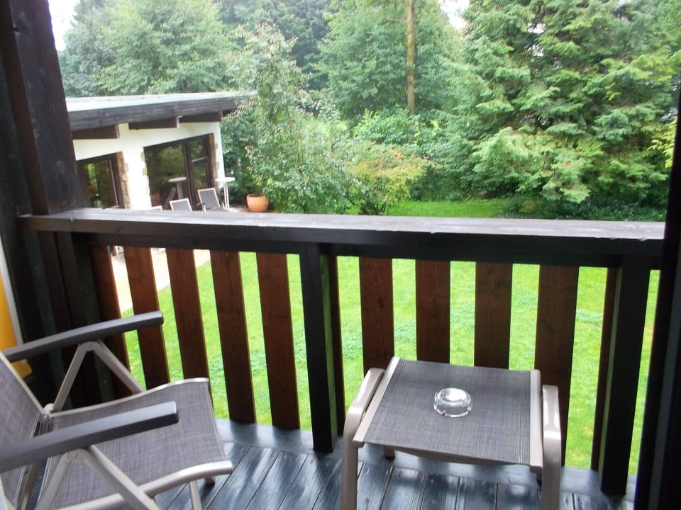 Balkon mit neuen Möbeln Landhotel Der Schwallenhof