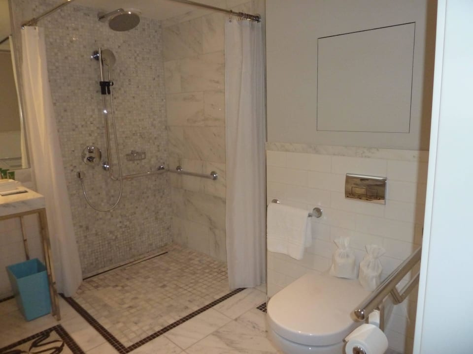 Bad Hilton Paris Opera