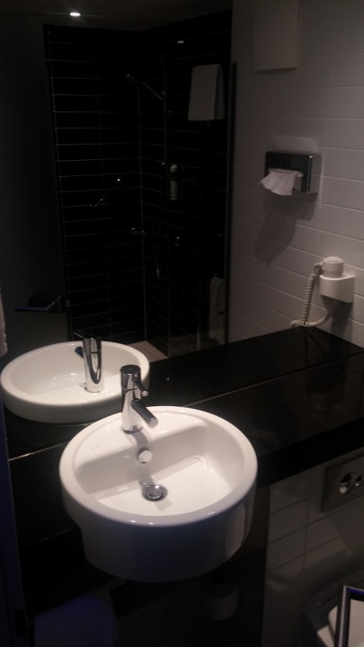 Zimmer Holiday Inn Express Friedrichshafen