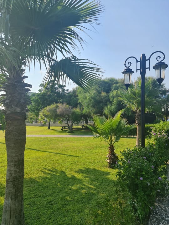 Gartenanlage Bella Resort & Spa