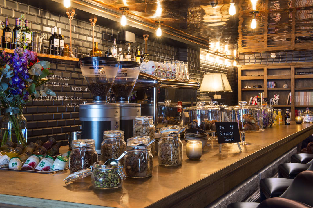 Lobby Max Brown Hotel Canal District, part of Sircle Collection