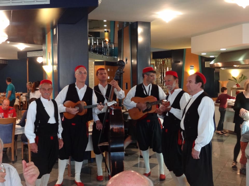 Unterhaltung von einheimische Folklore Remisens Hotel Albatros