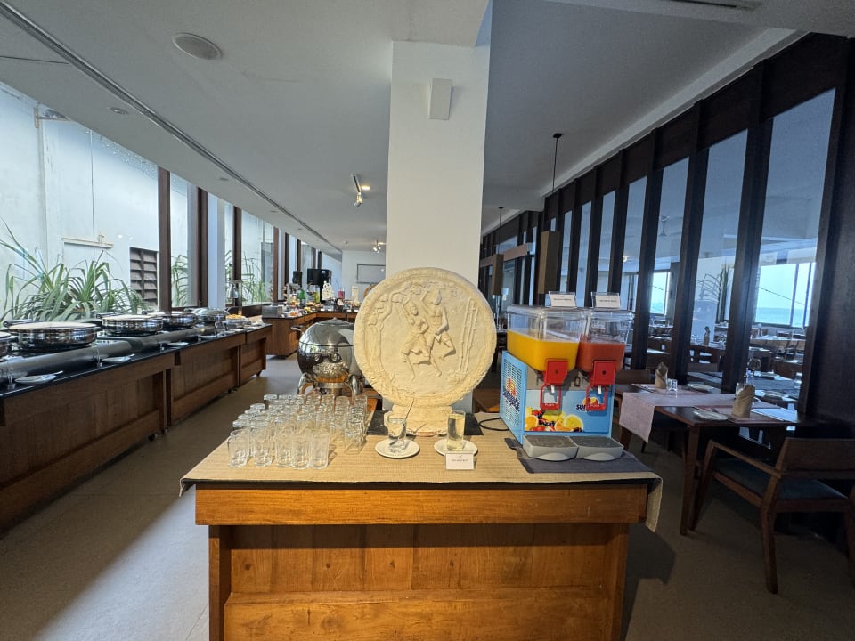 Gastro Pandanus Beach Resort & Spa