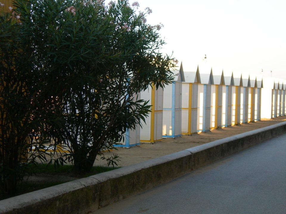 Umkleidekabinen am Strand Hotel Palace