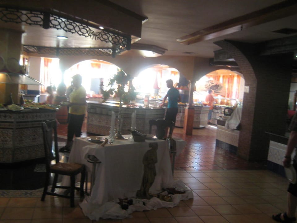 Restaurant im 1. Stock - Büffet Park Club Europe