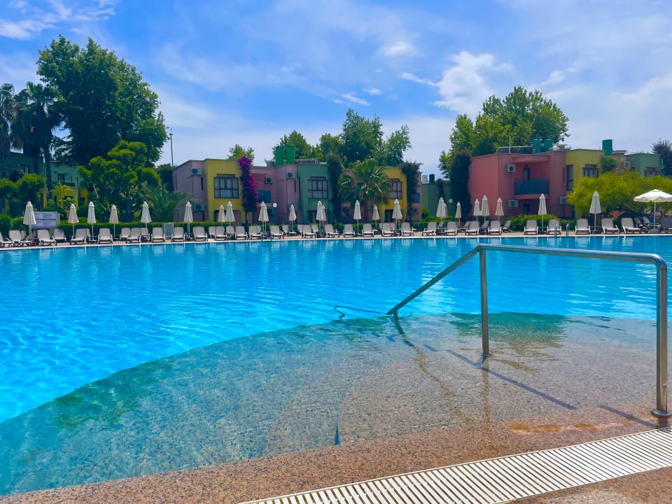 Pool VONRESORT Golden Beach