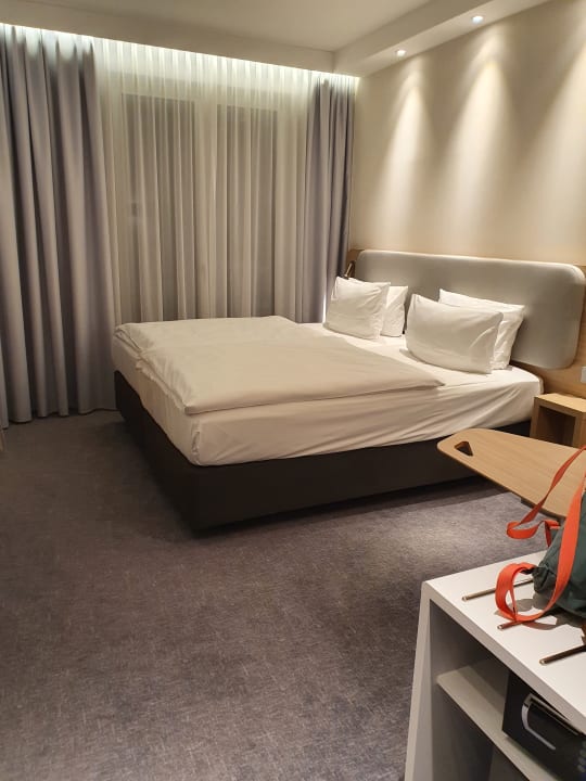 Zimmer Holiday Inn Express Göttingen