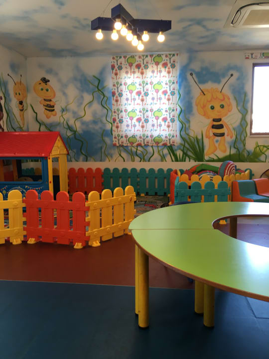 Sport & Freizeit Adalya Elite Lara