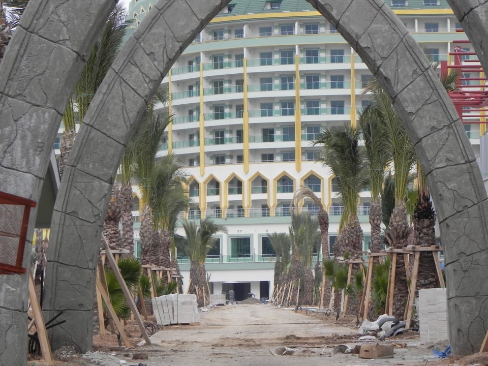 Blick in Gartenanlage Hotel Delphin Imperial